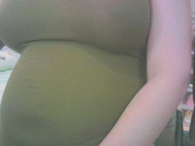 Live sex webcam photo for KeepmepregO #292415433