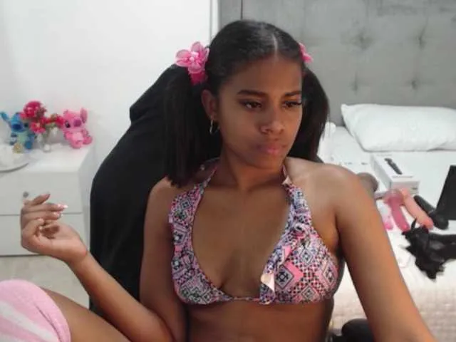 Live sex webcam photo for Keiraboniet #272838257