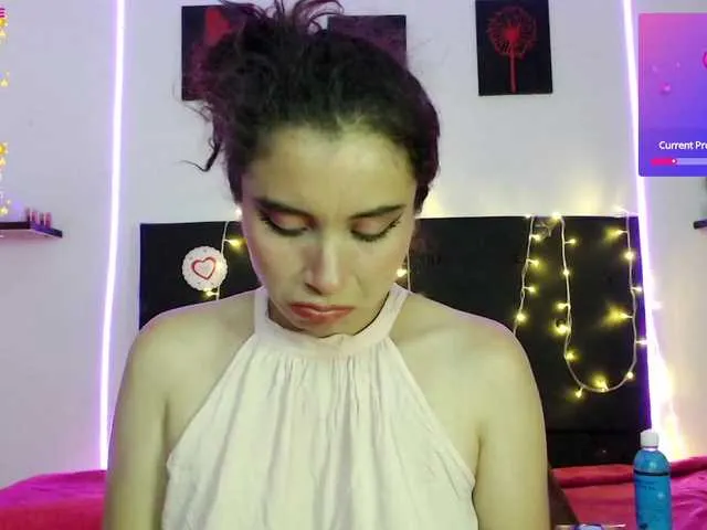 Live sex webcam photo for Keisi-SH #273719773