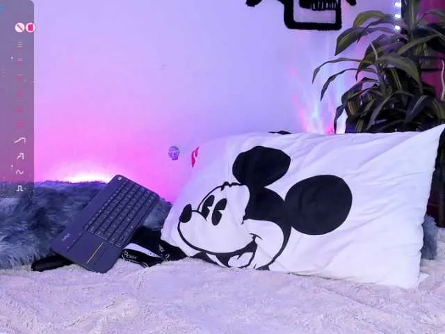 Live sex webcam photo for KeitaroRaiden #291209531