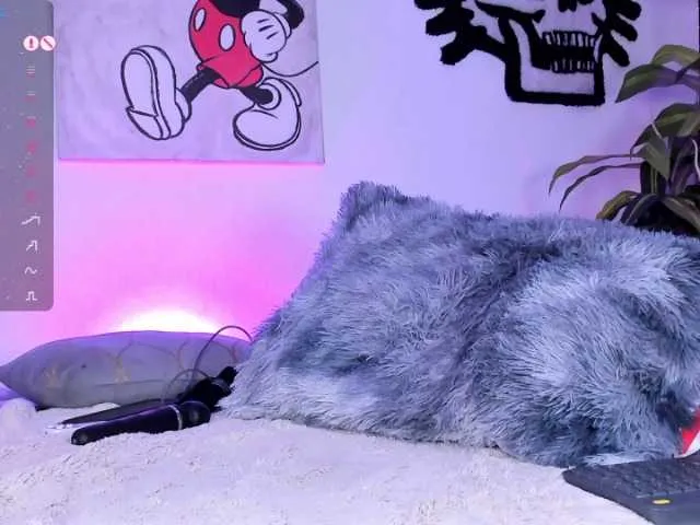 Live sex webcam photo for KeitaroRaiden #291227922