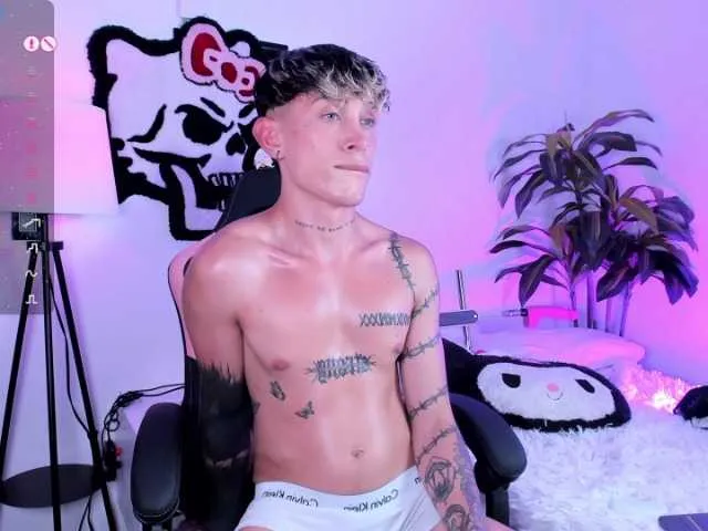 Live sex webcam photo for KeitaroRaiden #291545230