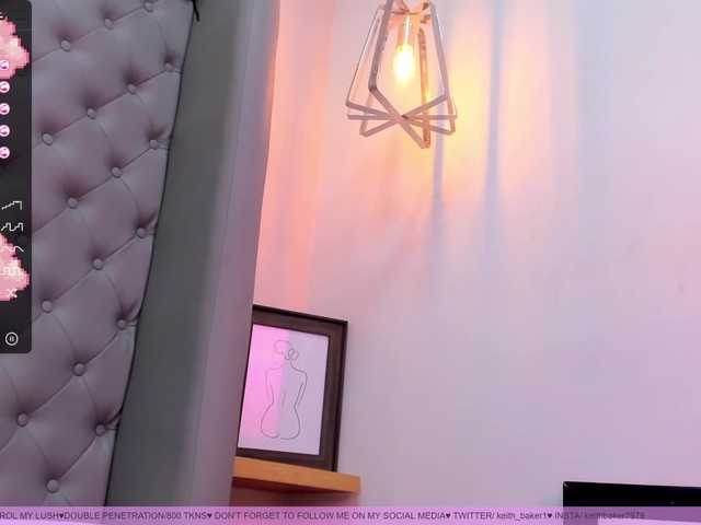 Live sex webcam photo for KeithBaker #273573481