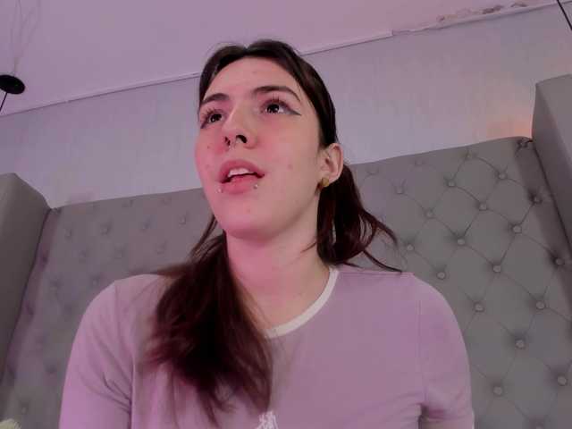 Live sex webcam photo for KeithBaker #276995764