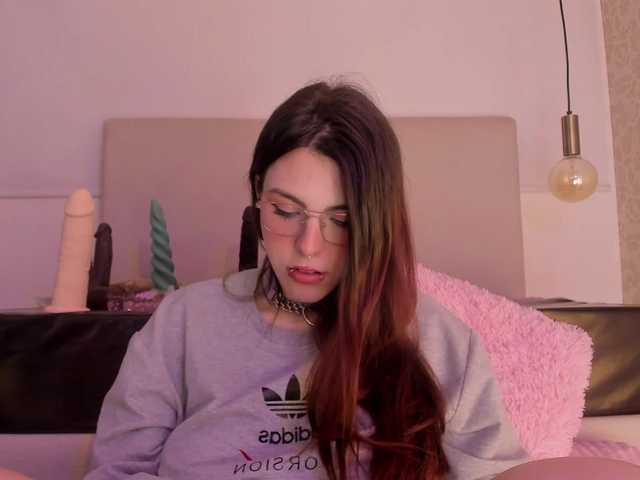 Live sex webcam photo for KeithBaker #278021737