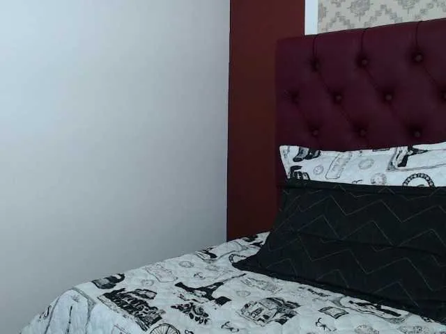 Live sex webcam photo for KeithBaker1 #272677436