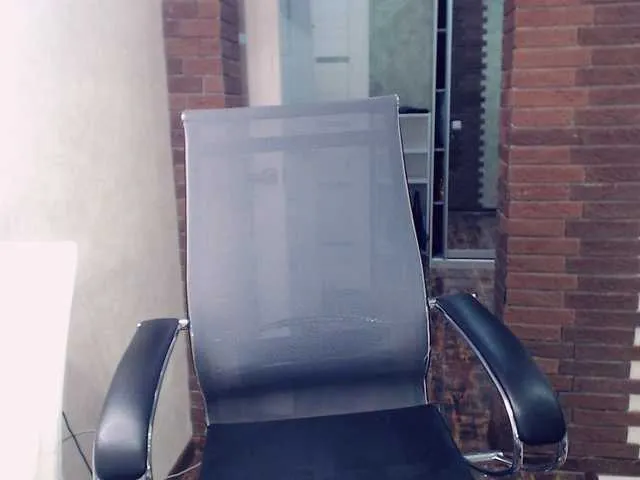 Live sex webcam photo for Kelarini #271957205