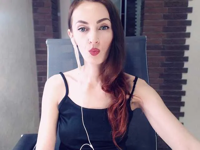 Live sex webcam photo for Kelarini #272067930