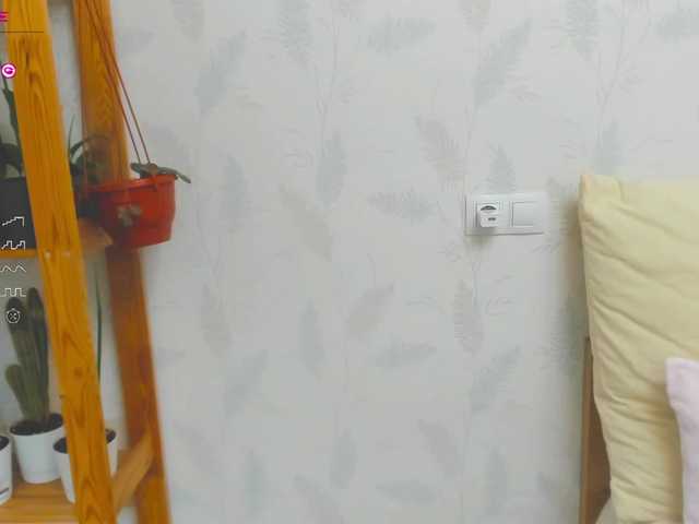 Live sex webcam photo for Kelly-Klein #292263782