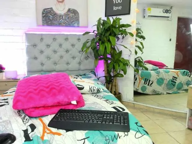 Live sex webcam photo for Kelly-Lopez #272780513