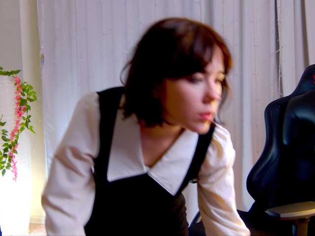 Live sex webcam photo for Kelly-foox #292128771