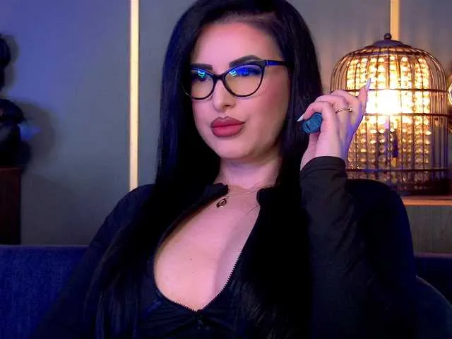 Live sex webcam photo for KellyKent #292769576