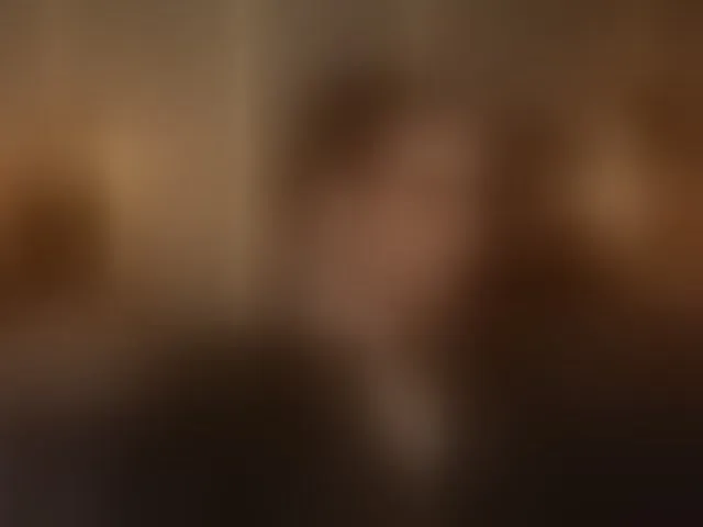 Live sex webcam photo for KellyKent #293065548