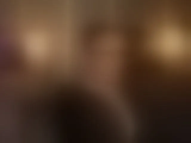 Live sex webcam photo for KellyKent #293498191