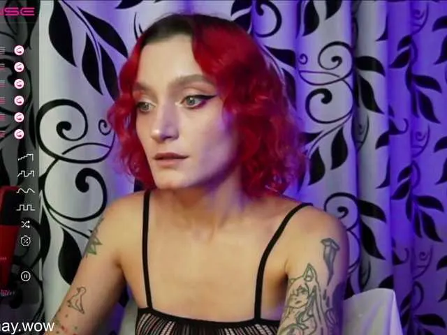 Live sex webcam photo for KellyMayWow #275789103