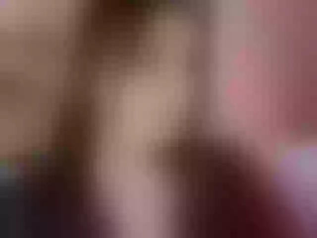 Live sex webcam photo for KellyMiller #292189879