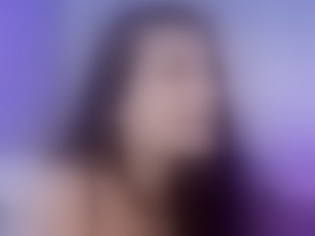 Live sex webcam photo for KellyMiller #294059583