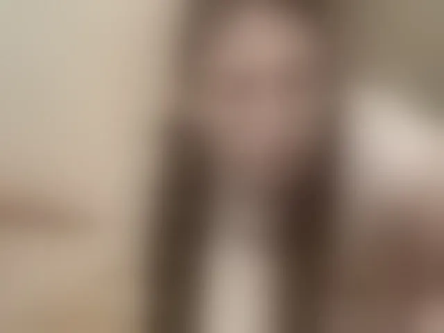 Live sex webcam photo for KellyyBeryy #292432925