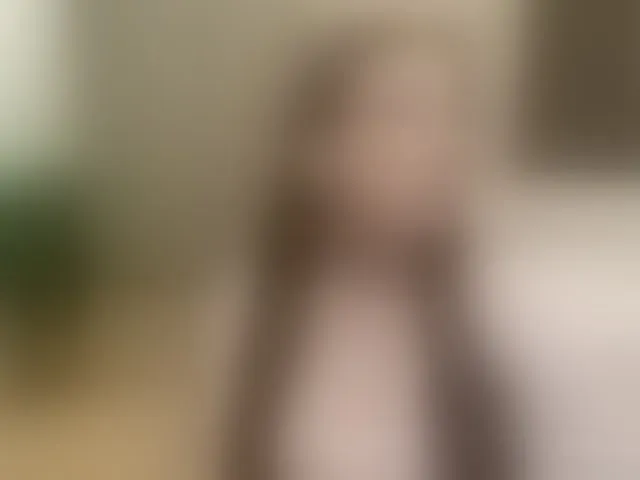 Live sex webcam photo for KellyyBeryy #292585785