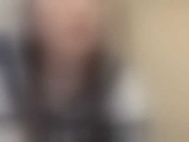 Live sex webcam photo for KellyyBeryy #293113515