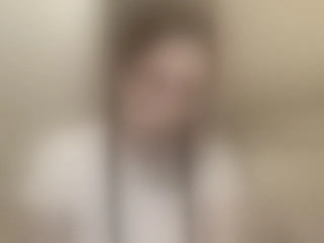 Live sex webcam photo for KellyyBeryy #293157197