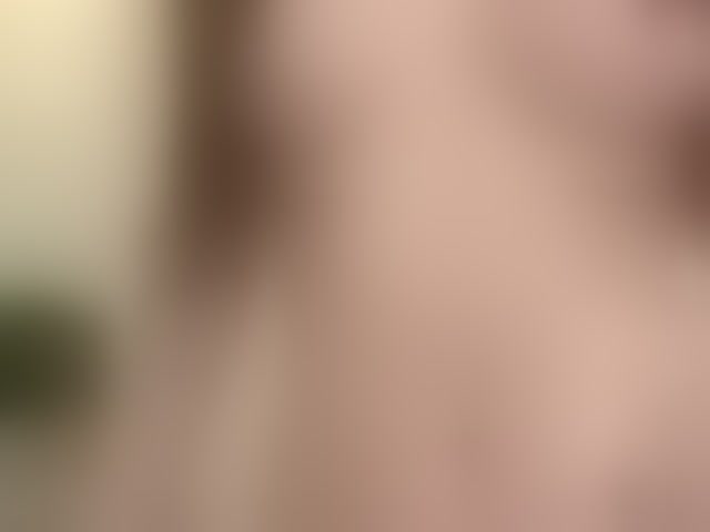 Live sex webcam photo for KellyyBeryy #293658079