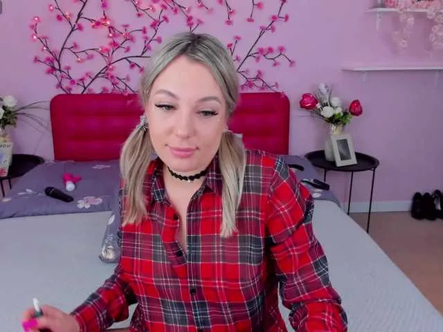 Live sex webcam photo for KelsiMorri #290560882