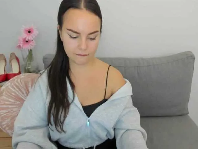 Live sex webcam photo for KendalDaisy #292089645