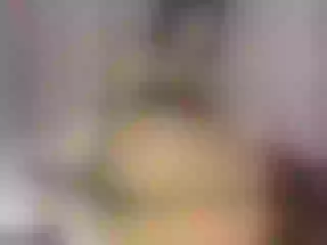 Live sex webcam photo for Kendall-19 #291335580