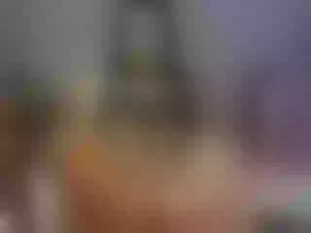 Live sex webcam photo for Kendall-19 #291531860