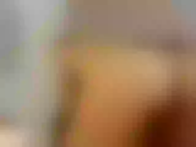 Live sex webcam photo for Kendall-19 #291573300