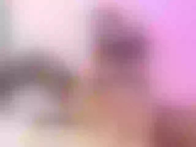 Live sex webcam photo for Kendall-19 #291684095