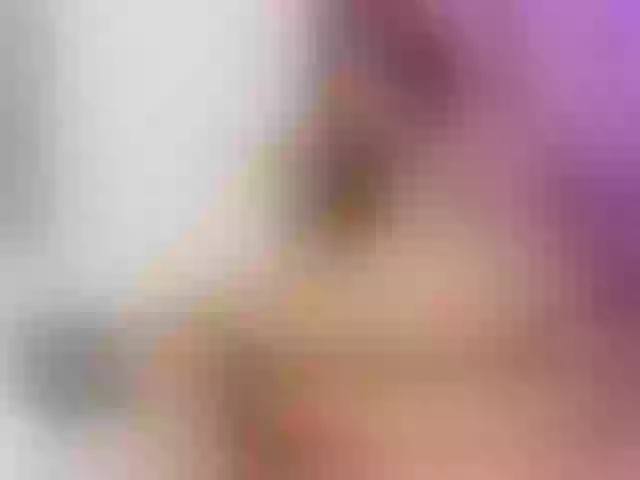 Live sex webcam photo for Kendall-19 #291875573