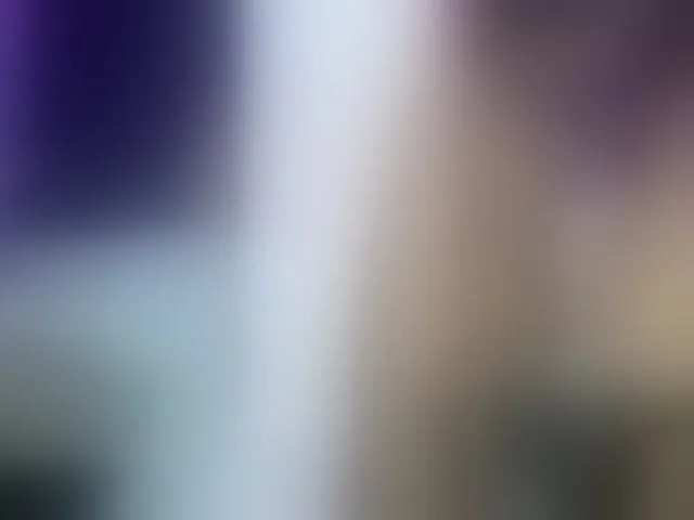 Live sex webcam photo for Kendall-19 #292845872