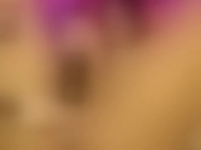 Live sex webcam photo for Kendall-19 #293298173