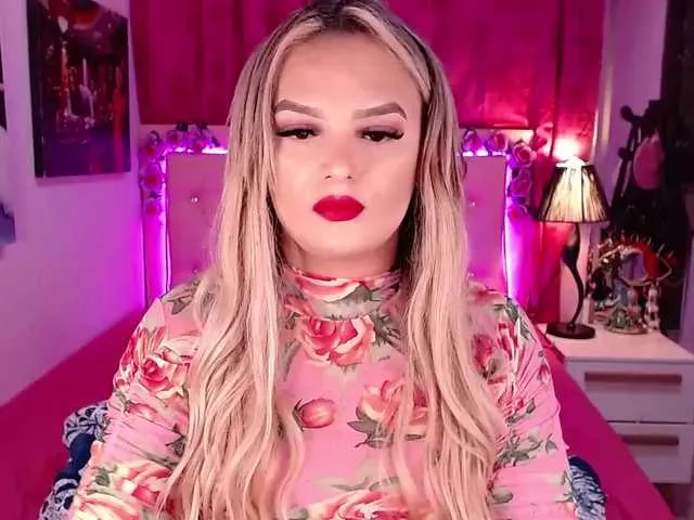 Live sex webcam photo for KendallCurkov #273807823