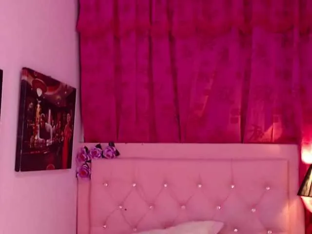 Live sex webcam photo for KendallCurkov #273996647