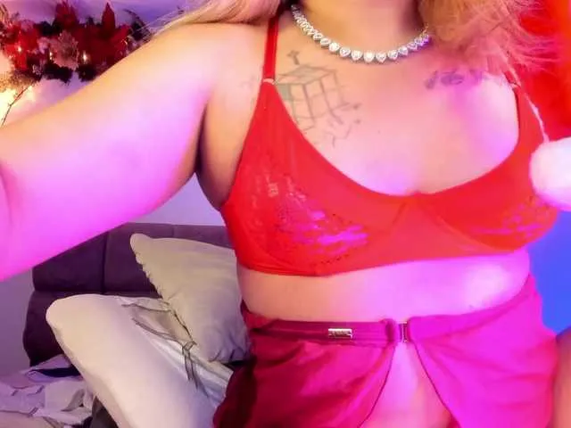 Live sex webcam photo for KendallCurkov #292374258