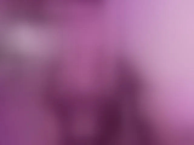 Live sex webcam photo for KendallCurkov #293777836