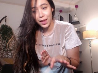 Live sex webcam photo for KendallRise #145744318