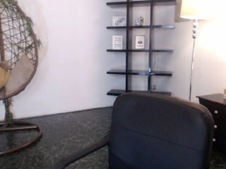 Live sex webcam photo for KendallRise #146110218