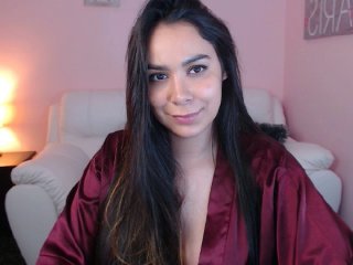 Live sex webcam photo for KendallRise #146606309