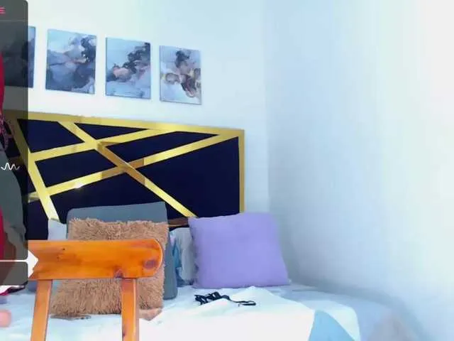 Live sex webcam photo for Kendalltaylor #276093104