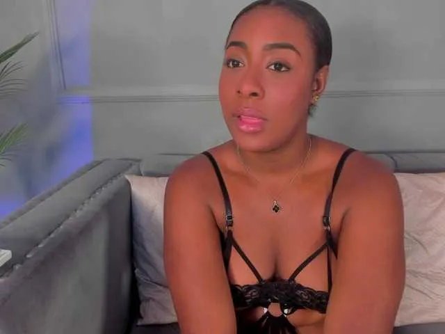 Live sex webcam photo for Kendallbleer #290724498