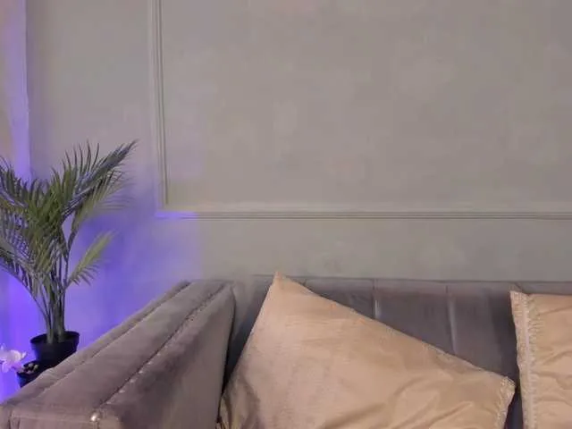 Live sex webcam photo for Kendallbleer #290757303
