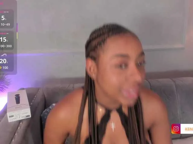 Live sex webcam photo for Kendallbleer #291608816