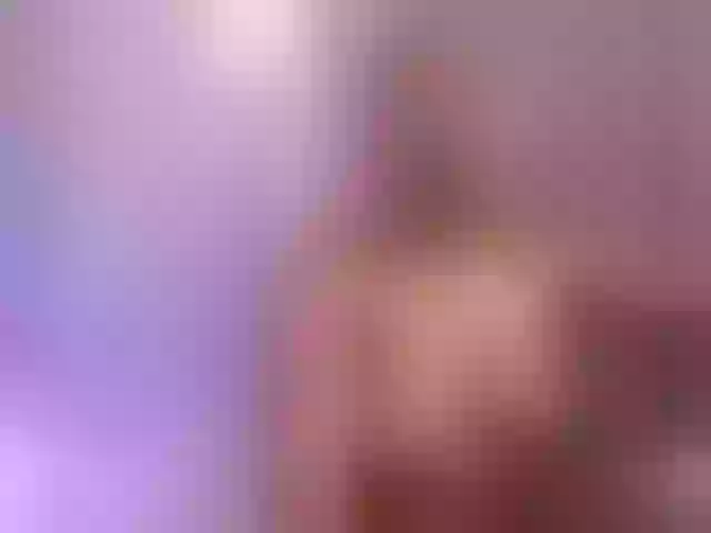 Live sex webcam photo for Kendallbleer #291775106