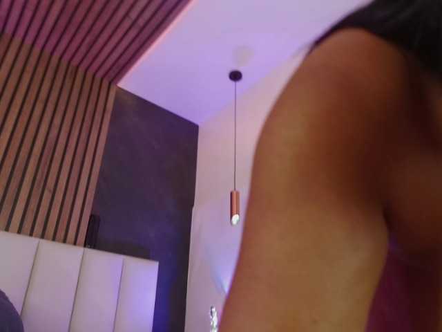 Live sex webcam photo for Kendalmiller #291143327