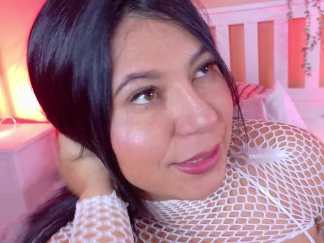 Live sex webcam photo for Kendalmiller #292200736