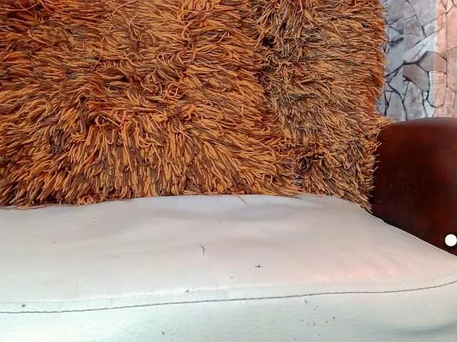 Live sex webcam photo for Kendalsexhot #276048164